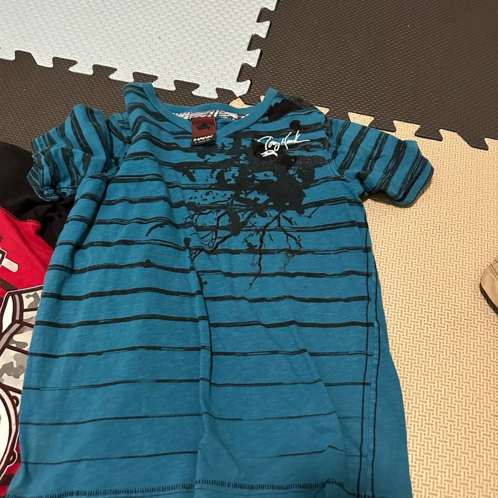 2 Tony Hawk Shirts, 1 L/S, 1 S/S - Both in GREAT Condition Size Medium - Picture 2 of 3
